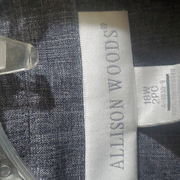 ALLISON WOOD SHAWL LAPEL PLEATED BACK BLAZER JACKET - Picture 2 of 8